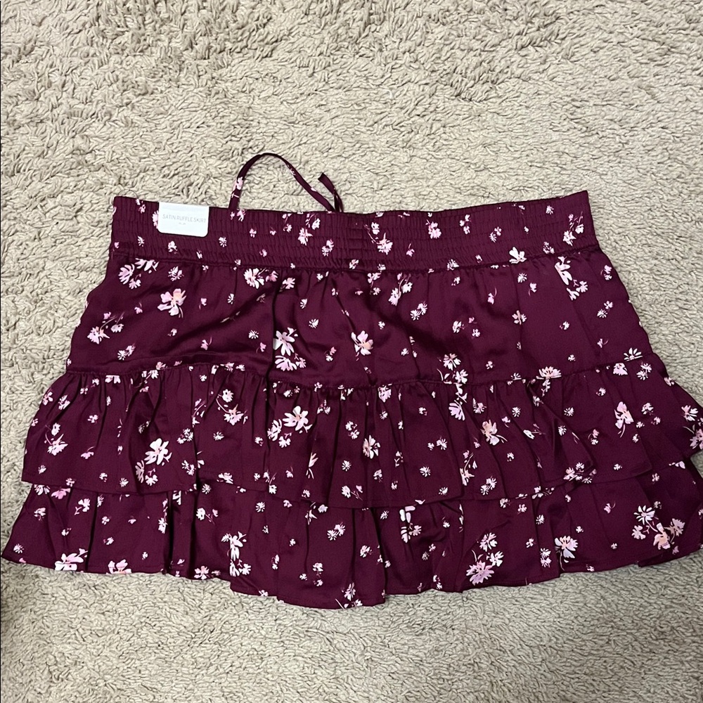 NWT PINK Victoria's Secret Floral Skort with built in shorts- Burgundy and White - Picture 2 of 7